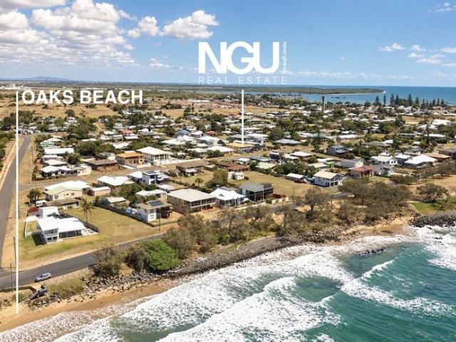 Large 460m2 Family Home with Ocean Views, Just 350m from Oaks Beach