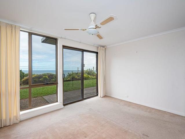 Coastal Living with Breathtaking Ocean Views!