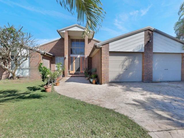Coastal Living with Character, Space & Potential