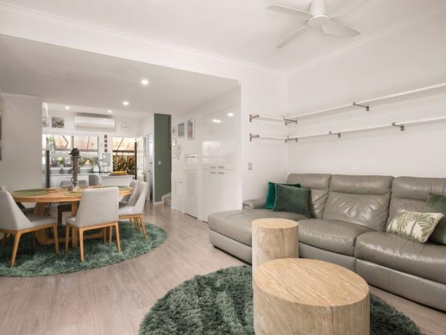 Coastal Living with Everything at Your Doorstep