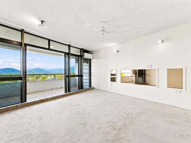 Coastal Living with Incredible Views