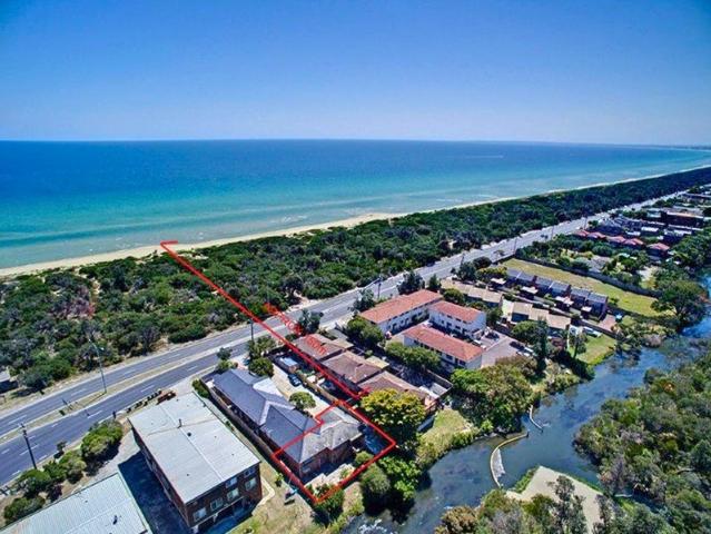 Coastal Living with Kananook Creek at Your Doorstep