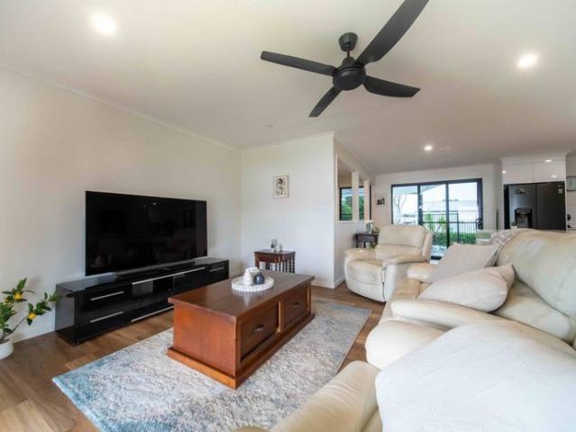 Coastal Living with Pool – One Street Back from the Beach