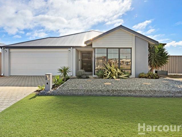 Coastal Living with Pool, Side Access & Walk to the Beach