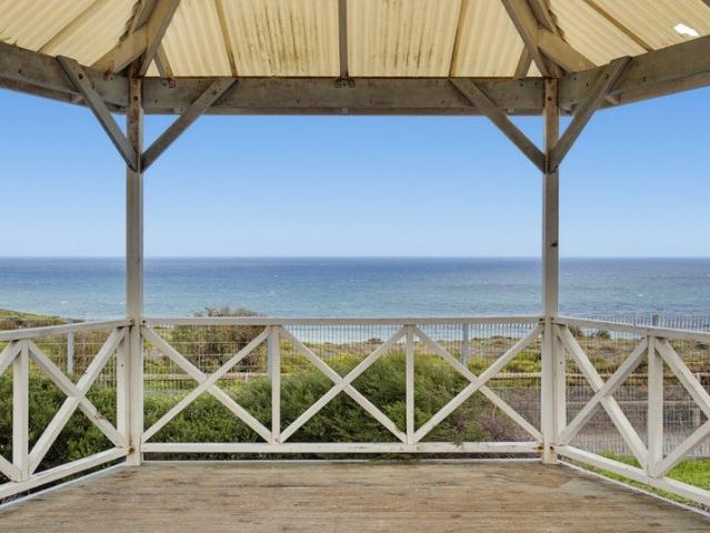 Coastal Living with Stunning Ocean Views!