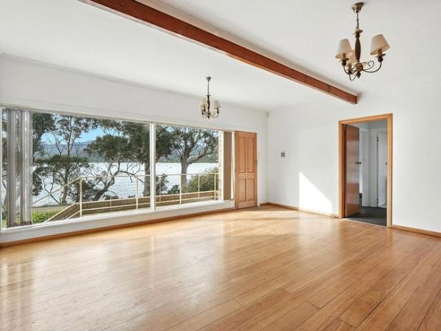Coastal Living with Stunning Water Views in White Beach