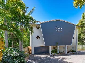 Coastal Living with Style & Comfort