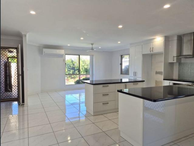 COASTAL LIVING WITH SPACE & CONVENIENCE
