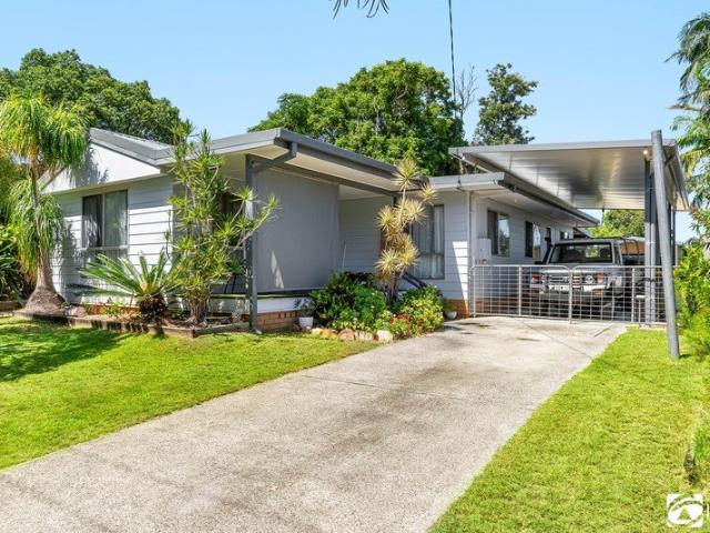 Coastal Living with Space for the Boat, Van and Family