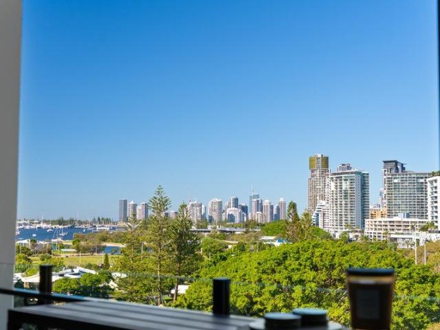 Coastal Living with Space, Style & Convenience at Marine Quarter!