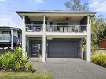Coastal Living with Space & Style
