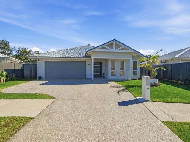 Coastal Living With Versatile Dual Occupancy Potential