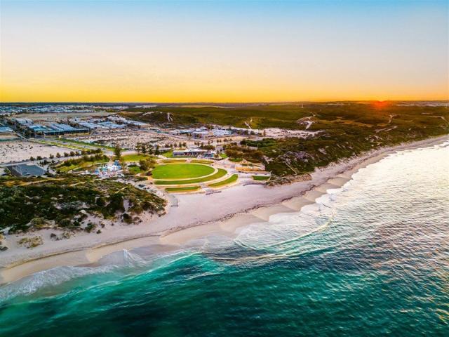 Coastal Living at it's Best!