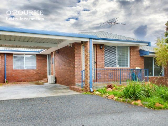 Coastal Living at Its Finest Stylish Villa Moments from Scarborough Beach