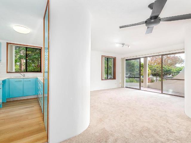Coastal Living in the Heart of Currumbin