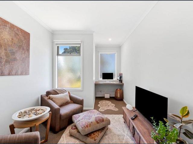 COASTAL LIVING IN THE HEART OF OLD TORQUAY