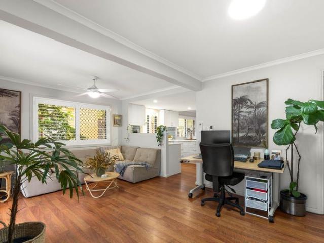 Coastal Living in the Heart of Mount Coolum