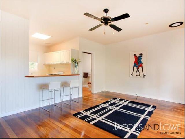 COASTAL LIVING IN THE HEART OF MORNINGTON