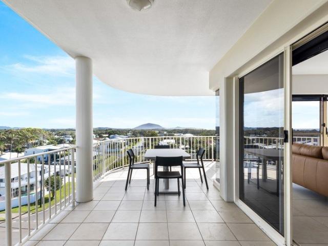 Coastal Living in the Heart of Mudjimba Furnished Penthouse