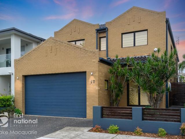 COASTAL LIVING IN THE HEART OF NEWCASTLE