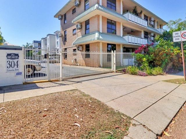 Coastal Living in the Heart of Rapid Creek!