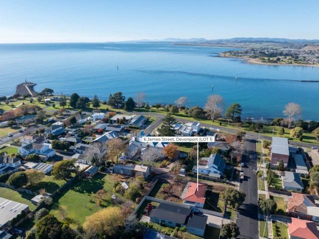 COASTAL LIVING IN A BLUE CHIP LOCATION