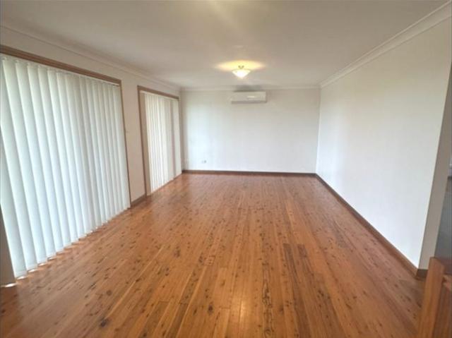 Coastal Living in a Great Location!