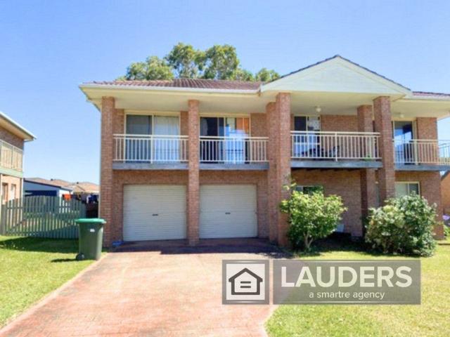 Coastal Living in a Great Location!