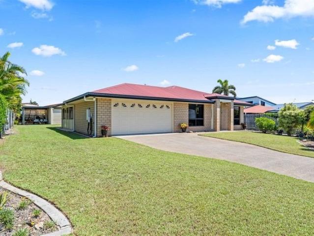 COASTAL LIVING IN BEAUTIFUL BURRUM HEADS