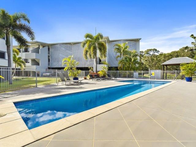Coastal Living in Cooee Bay