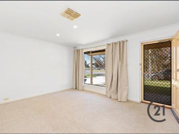 Coastal Living in Largs North – 2 Bedroom Home