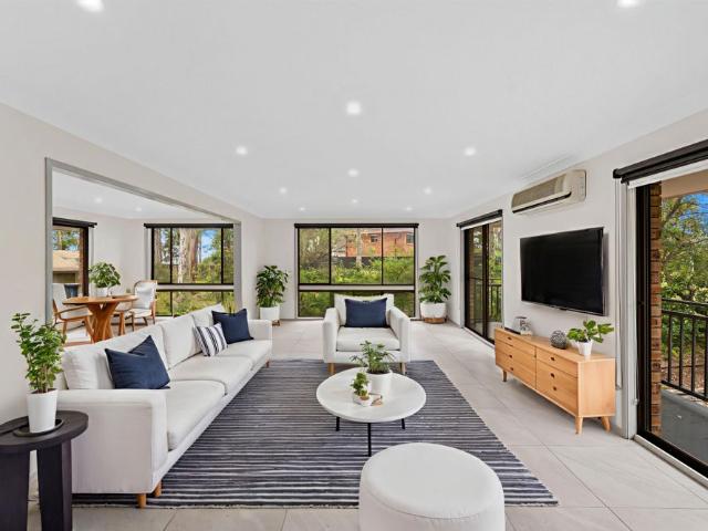 Coastal Living in Sought After Sunshine Bay