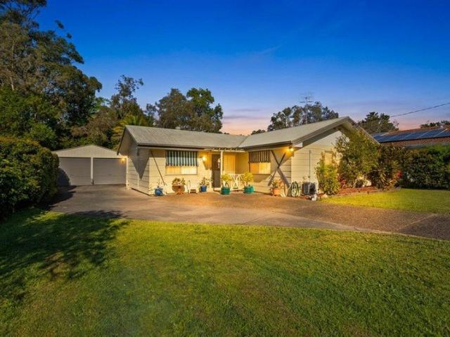 Coastal Living Just Metres from the Water