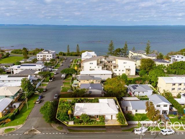 Coastal Living Just Moments from the Waterfront