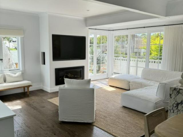 Coastal Living Just Moments from Avalon Beach