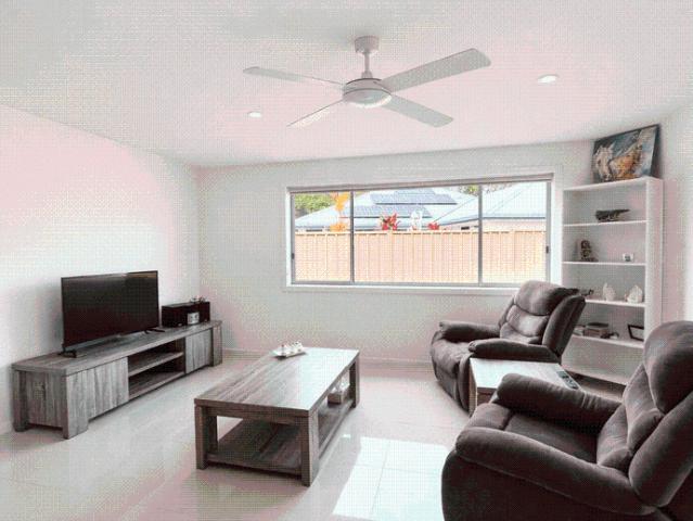 Coastal Living Just Moments from Shelly Beach & Serenity Beach