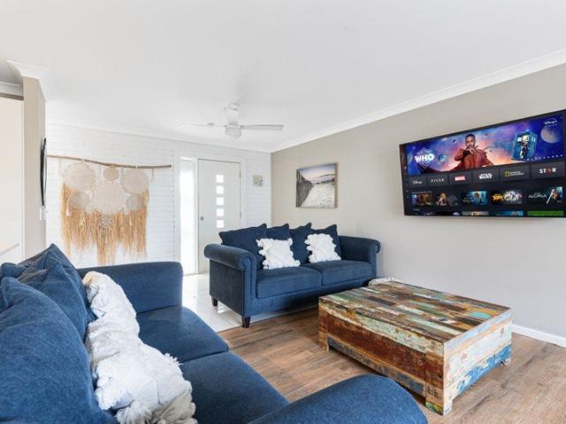 Coastal Living Just Steps from Toowoon Bay Beach