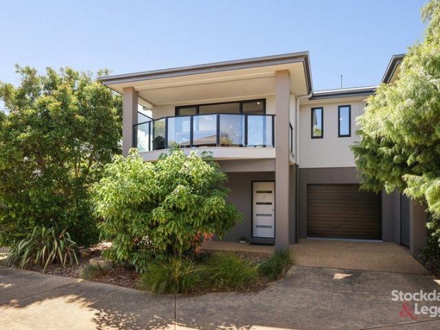 Coastal Living, Just Steps from the Beach