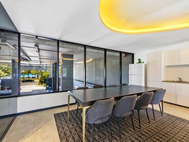 Coastal Living Just Steps from the Broadwater