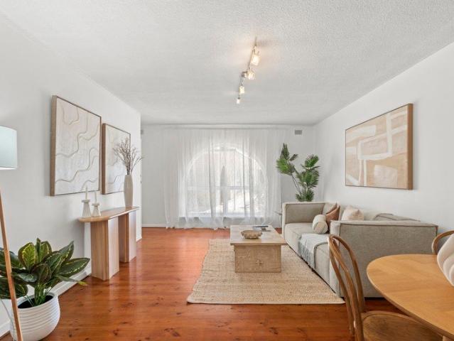 Coastal Location with Easy Care Living
