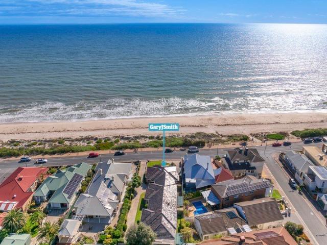 Coastal Perfection Front Unit with Spectacular Esplanade Views