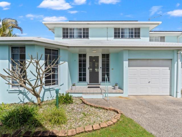 Coastal Living, Clever Separation & Incredible Value