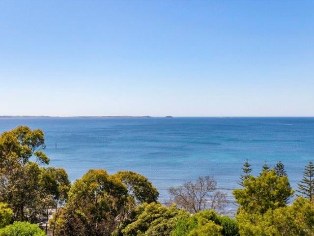 Coastal Prestige with Uninterrupted Ocean Views