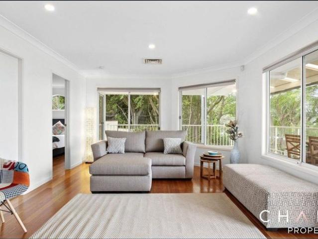 Coastal Retreat 3 Bedrooms 2 Bath