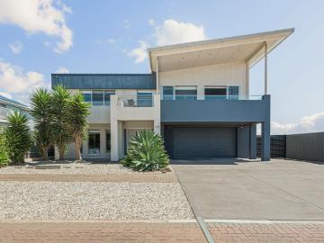 Coastal Retreat in Sellicks Beach