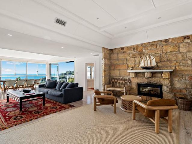 Coastal Retreat with Scenic Palm Beach Views