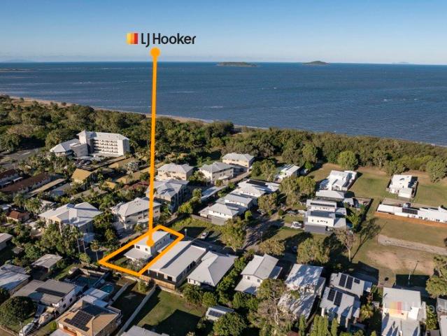 Coastal Style only Steps to Illawong Beach Close to Paget CBD Mackay Sporting Fields Schools & Services