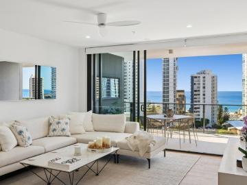 Coastal Sophistication | A Rare Offering of Style & Serenity