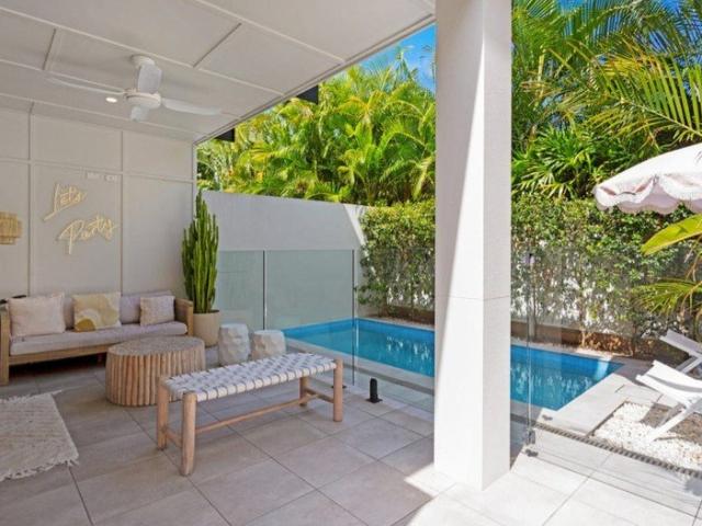 Coastal Sophistication in the Heart of Mermaid Beach Furnished Short or Long Term Lease Options Available