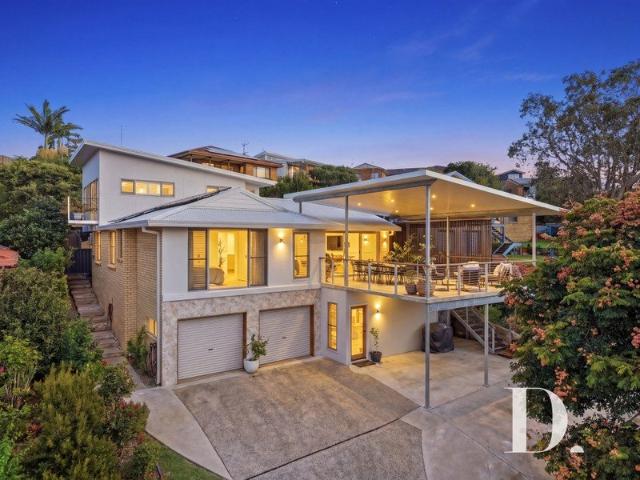 Coastal Soul, 3 Levels, Sweeping Ocean Views